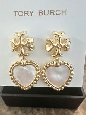 NWT Tory Burch Heart Flat Earrings